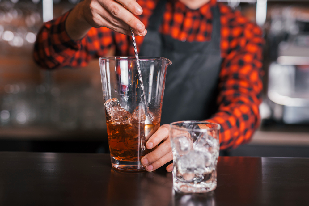 Quais as bebidas para bar em casa? 3 bebidas alcoolicas