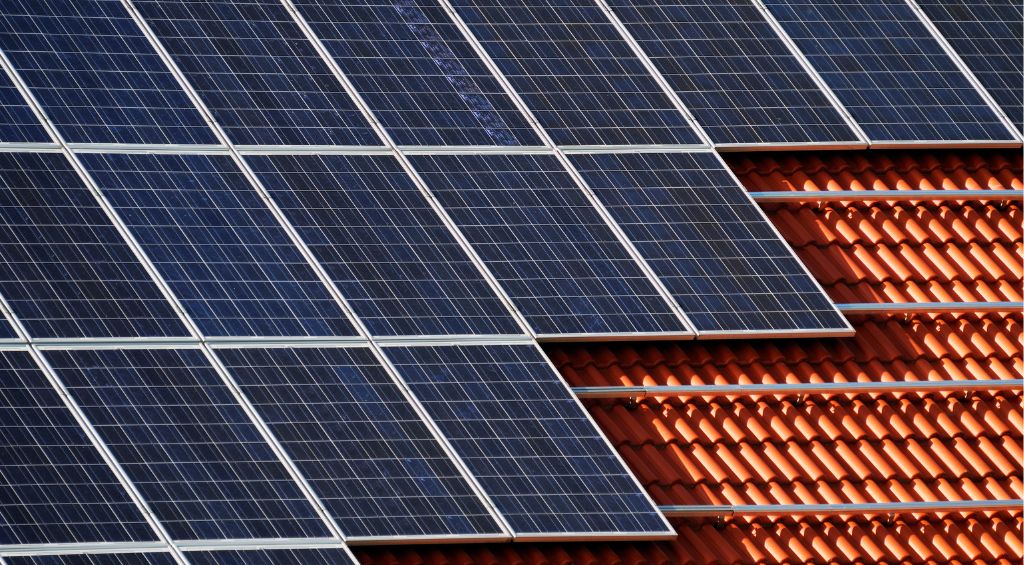 Como economizar energia em casa? 4 energia alternativa solar