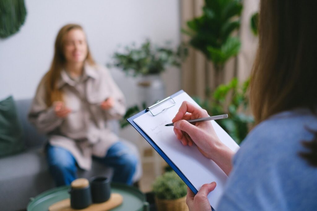 Como a organização pode auxiliar no bem-estar emocional 1 bem-estar emocional